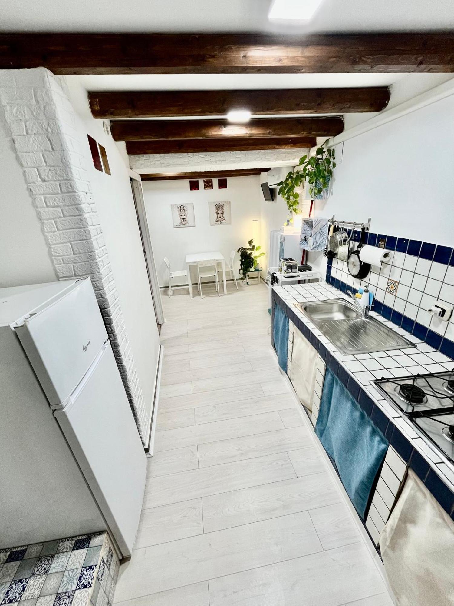 شقة Casa Myrtos باليرمو المظهر الخارجي الصورة